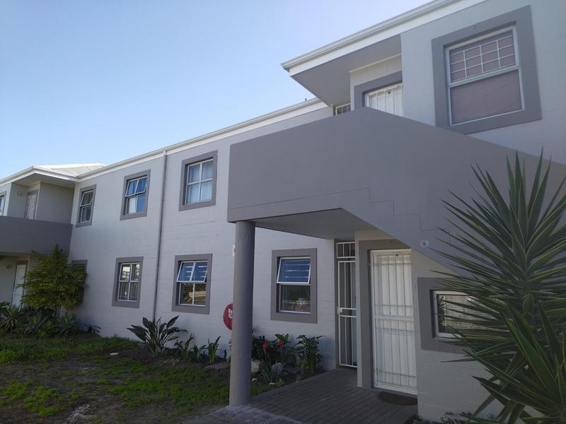 2 Bedroom Property for Sale in Sonstraal Heights Western Cape